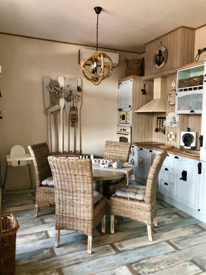 Arapya Beach Apartment Carevo Kültér fotó